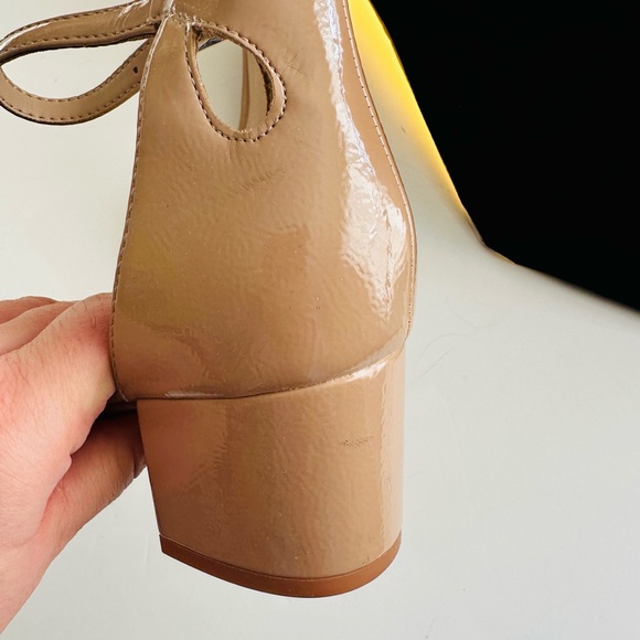 Giani Bernini patent Glossy Tan low Heels women size 7M super comfortable - Picture 4 of 6